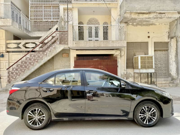 toyota-corolla-altis-16-big-5