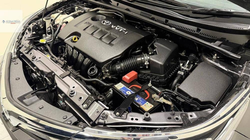 toyota-corolla-altis-16-big-14