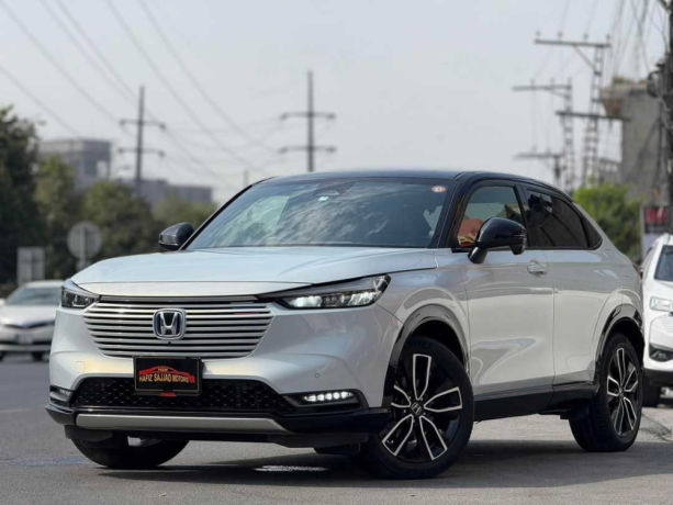 honda-vezel-e-play-hev-big-2