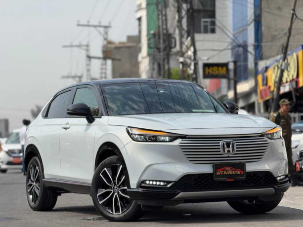 honda-vezel-e-play-hev-big-0