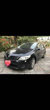 toyota-corolla-xli-2013-minor-touchup-due-to-scratches-almost-genuine-big-1