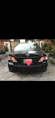 toyota-corolla-xli-2013-minor-touchup-due-to-scratches-almost-genuine-big-6