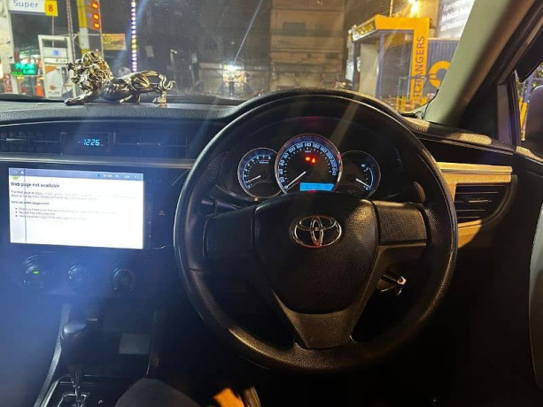 toyota-corolla-gli-2015-big-5