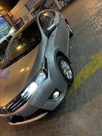 toyota-corolla-gli-2015-big-3