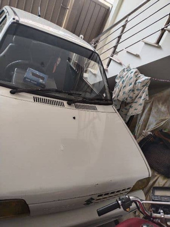 suzuki-mehran-vx-2011-big-3