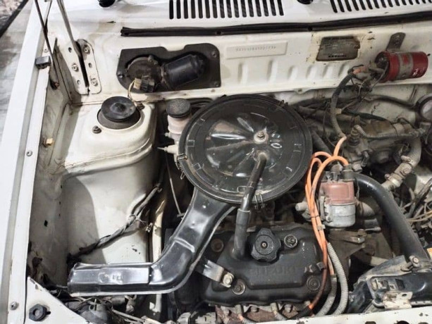 suzuki-mehran-vx-2011-big-9