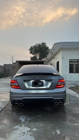 mercedes-c-class-2008-big-13