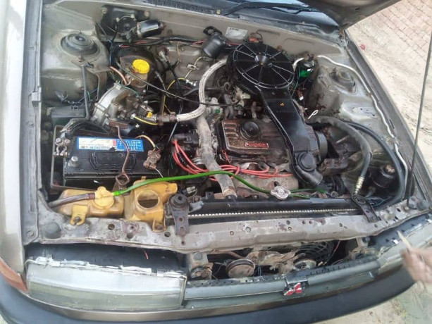 mitsubishi-lancer-1991-big-1