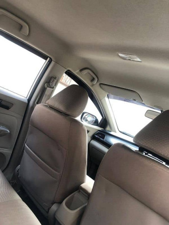 honda-city-ivtec-2019-automatic-guniene-condition-big-6