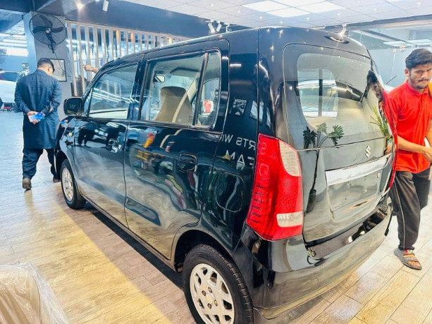 suzuki-wagon-r-2018-big-2