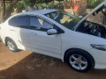 honda-city-aspire-15-2018-small-6