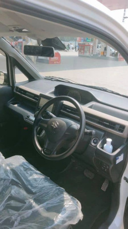suzuki-wagon-r-2021-big-4