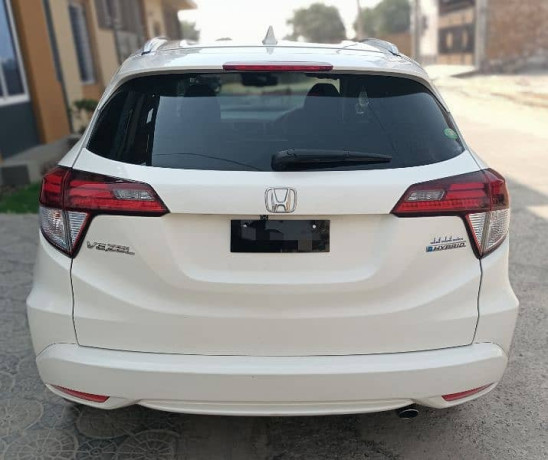 honda-vezel-2016-big-4
