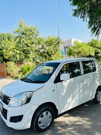 suzuki-wagon-r-2015-excellent-condition-white-color-home-use-big-3