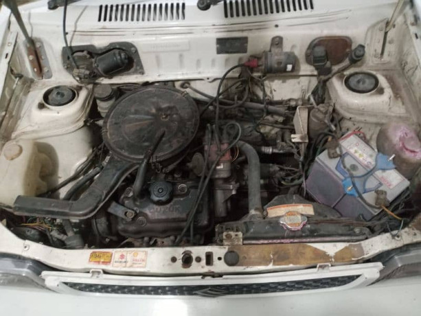 suzuki-mehran-vxr-2009-big-9