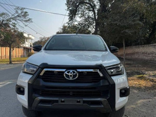 toyota-hilux-revo-rocco