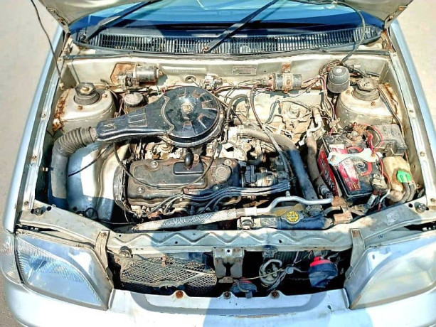 suzuki-cultus-vxr-2005-big-2