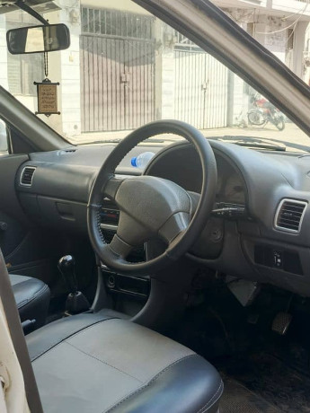 suzuki-cultus-vxr-2009-big-11