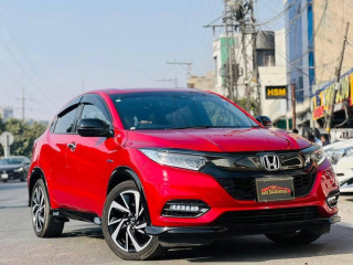 honda-vezel-rs-honda-sensing