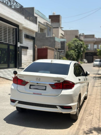 honda-city-aspire-15-big-5