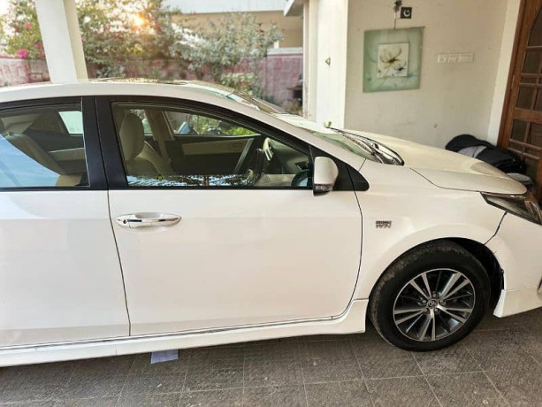 toyota-corolla-altis-x-2021-special-edition-with-all-grande-features-big-3