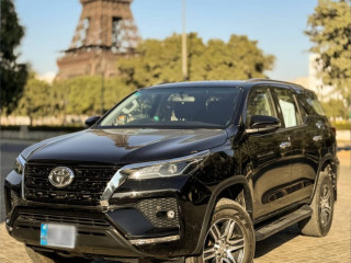 toyota-fortuner-g-2023-automatic-pearl-black-0332-6994926-urgent