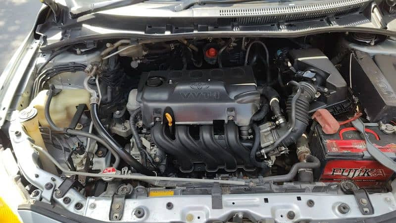toyota-corolla-xli-2013-big-3