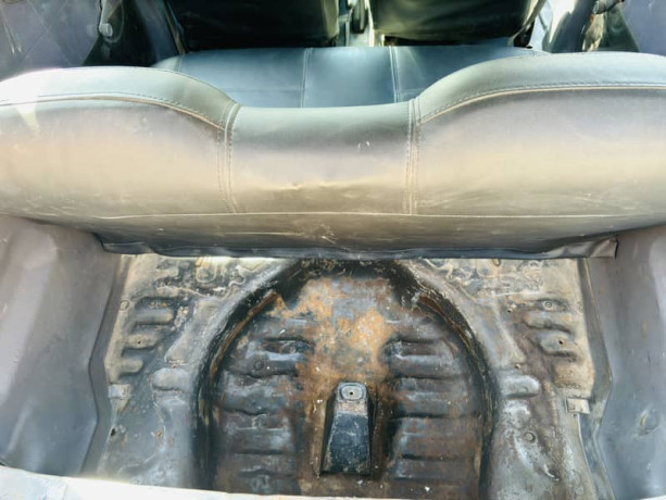 daihatsu-cuore-2007-model-big-8