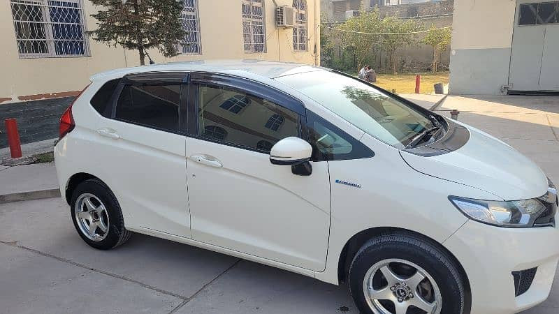 honda-fit-2017-big-1