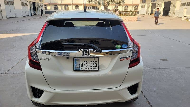 honda-fit-2017-big-2