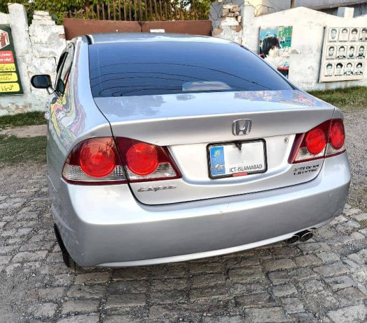 honda-civic-vti-oriel-2007-big-5