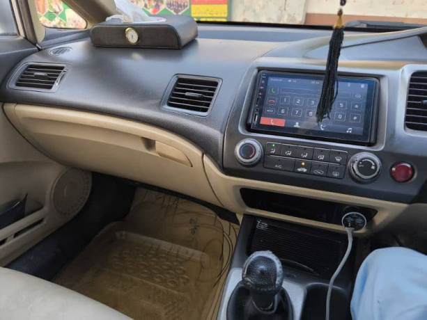 honda-civic-vti-oriel-2007-big-18