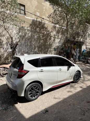 nissan-note-e-power-20192024-big-2