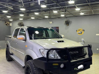 toyota-hilux-vigo-thailand-model-2010-reg2014-ironman-armoured-bumper