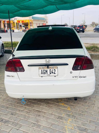 honda-civic-vti-oriel-2004-big-9