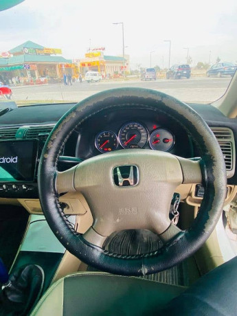honda-civic-vti-oriel-2004-big-4