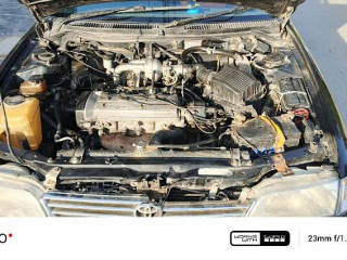toyota-corolla-xe-1996
