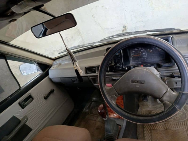 suzuki-mehran-vx-2010-big-4