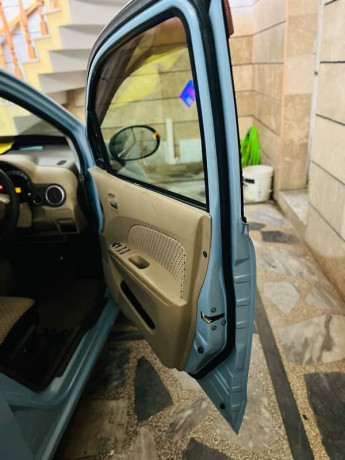 suzuki-alto-2010-big-10