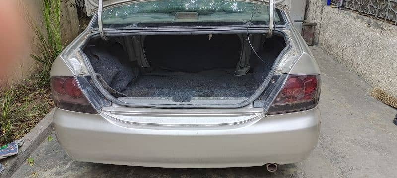 mitsubishi-lancer-2004-big-12