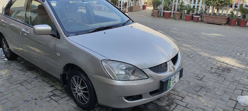 mitsubishi-lancer-2004-big-4