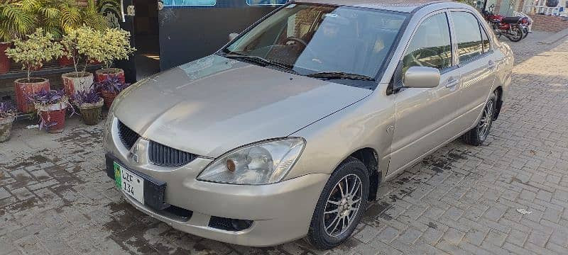 mitsubishi-lancer-2004-big-5