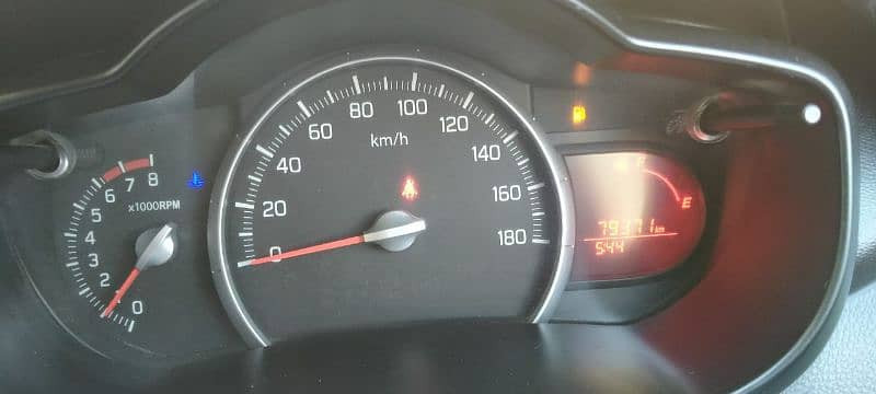 suzuki-cultus-vxr-2017-big-7