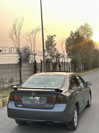 honda-civic-vti-oriel-ivtec-2010-big-1