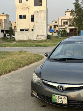 honda-civic-vti-oriel-ivtec-2010-big-5