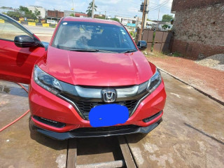 honda-vezel-2016-modal