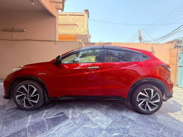honda-vezel-2016-modal-big-4