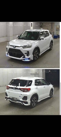 toyota-raize-2021-hybrid-1200cc-big-8