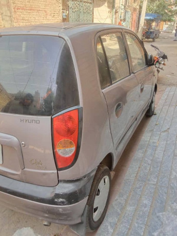 santro-2004-model-big-3