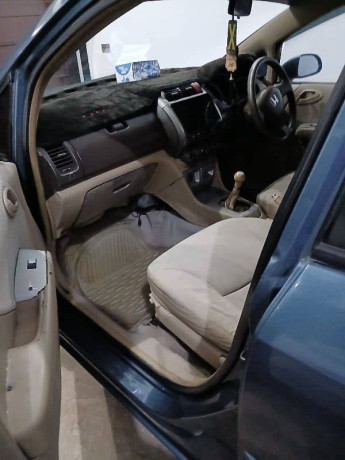 honda-city-idsi-2006-big-14